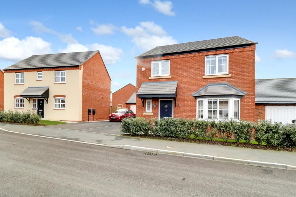 3 bedroom detached house for sale in Sherholt Road, RollestononDove