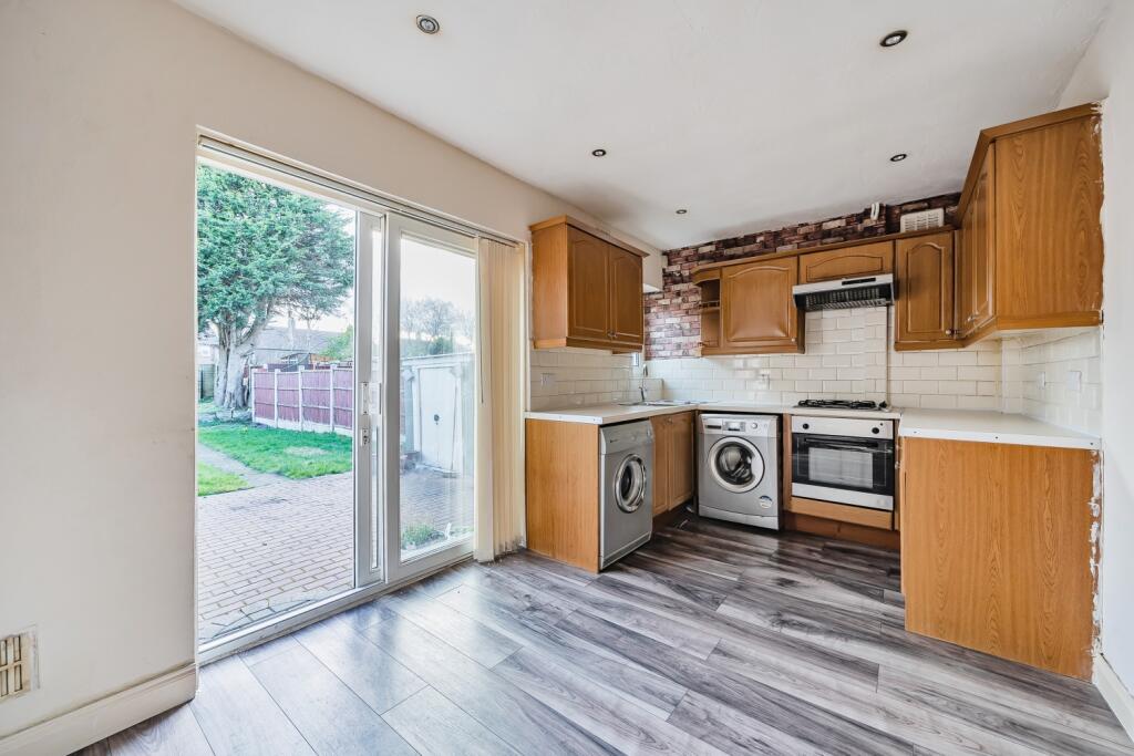 Additional property image - Young Street, West Bromwich, West Midlands, B70