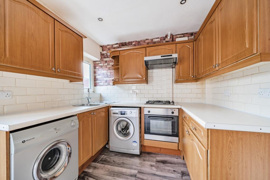 Additional property image - Young Street, West Bromwich, West Midlands, B70