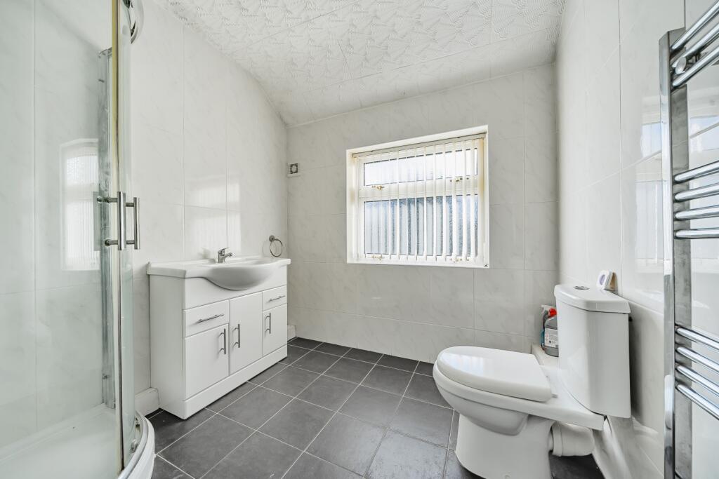 Additional property image - Young Street, West Bromwich, West Midlands, B70