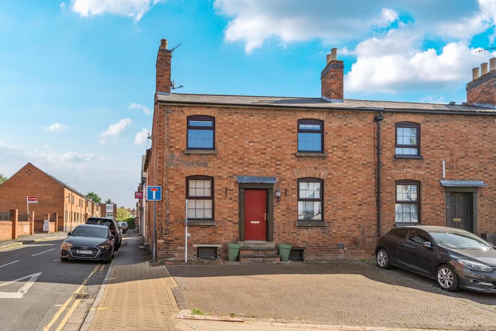 Main image of property: Birmingham Road, Stratford-upon-Avon, Warwickshire, CV37