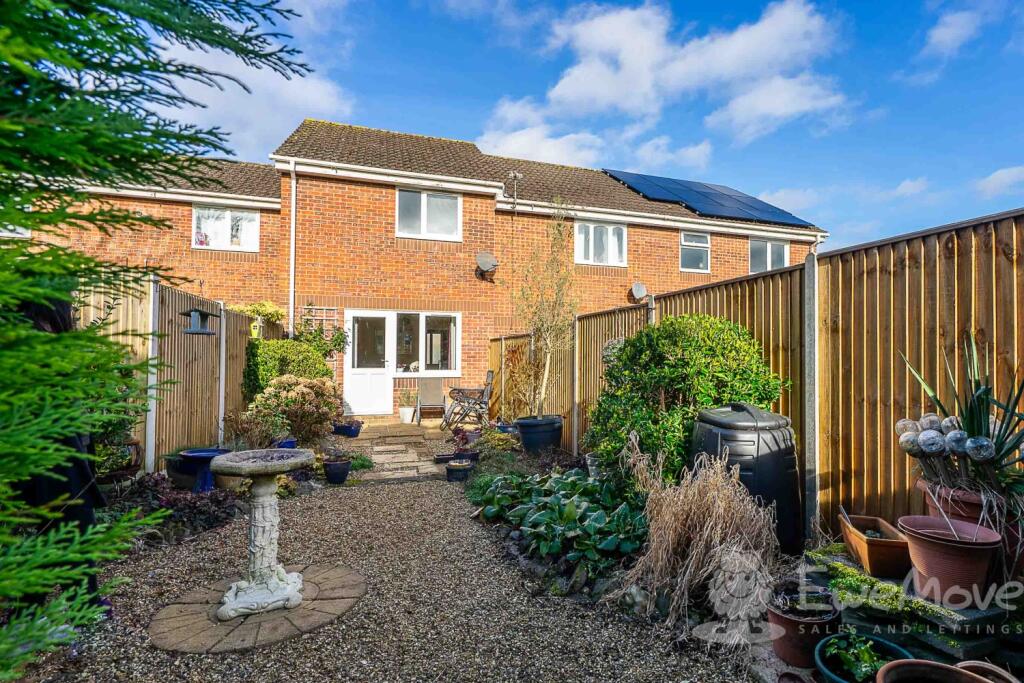 2 bedroom house for sale in Kendal Close, Hethersett, Norfolk, NR9