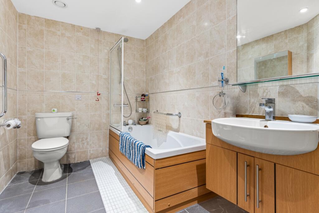 Additional property image - Peel Court College Way, Welwyn Garden City, Hertfordshire, AL8