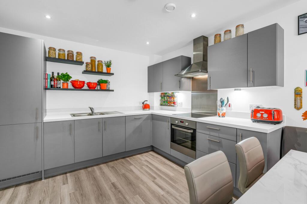 Additional property image - George Court, Welwyn Garden City, Hertfordshire, AL7