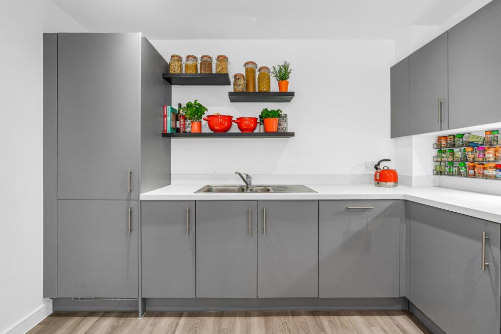 Additional property image - George Court, Welwyn Garden City, Hertfordshire, AL7