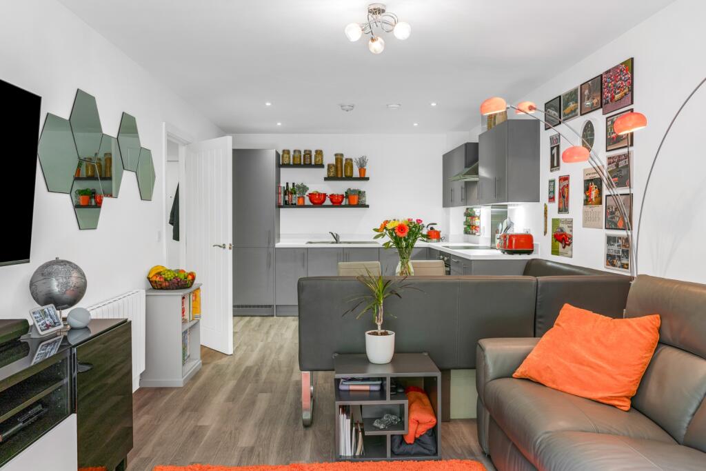 Additional property image - George Court, Welwyn Garden City, Hertfordshire, AL7