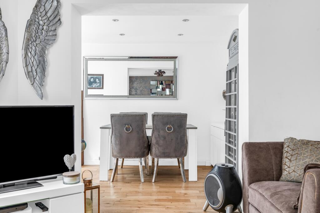 Additional property image - Dowley Wood, Welwyn Garden City, Hertfordshire, AL7