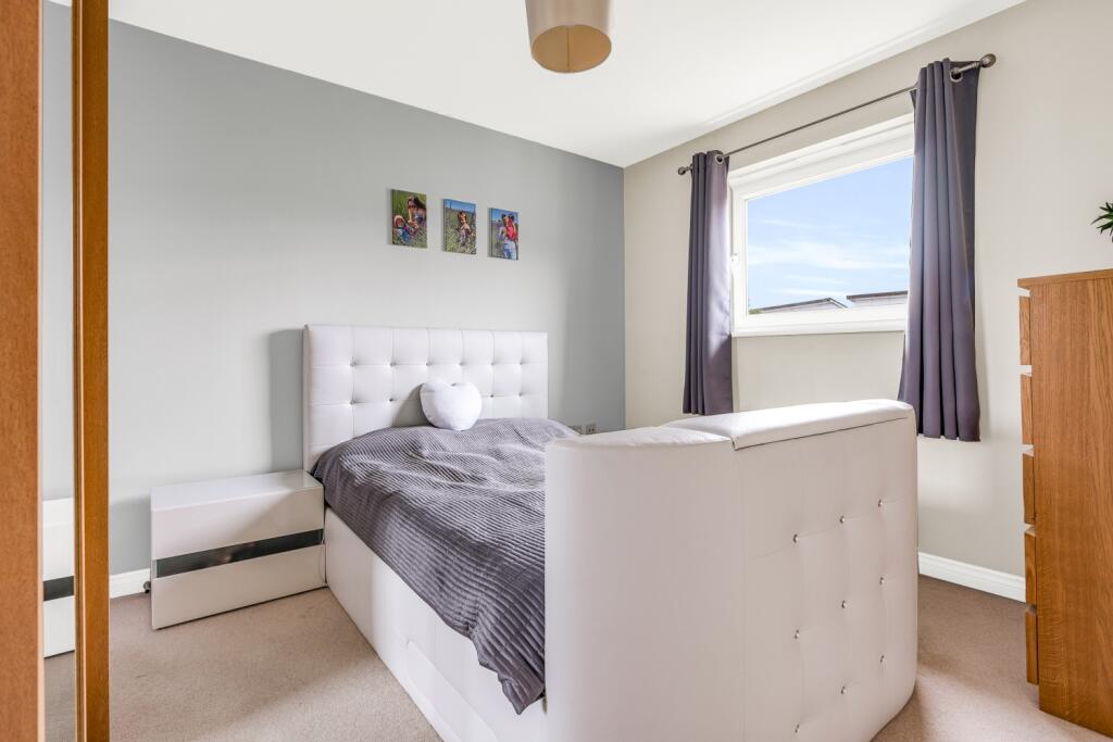 Additional property image - St. Josephs Green, Welwyn Garden City, Hertfordshire, AL7