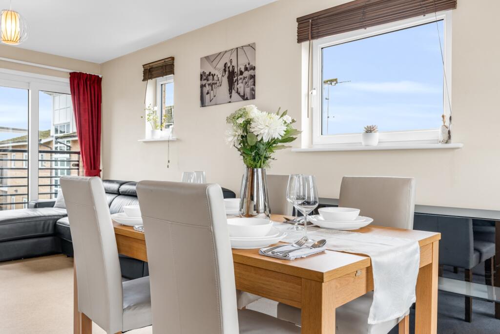 Additional property image - St. Josephs Green, Welwyn Garden City, Hertfordshire, AL7