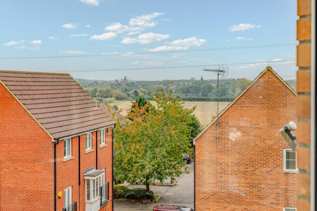 Additional property image - St. Josephs Green, Welwyn Garden City, Hertfordshire, AL7