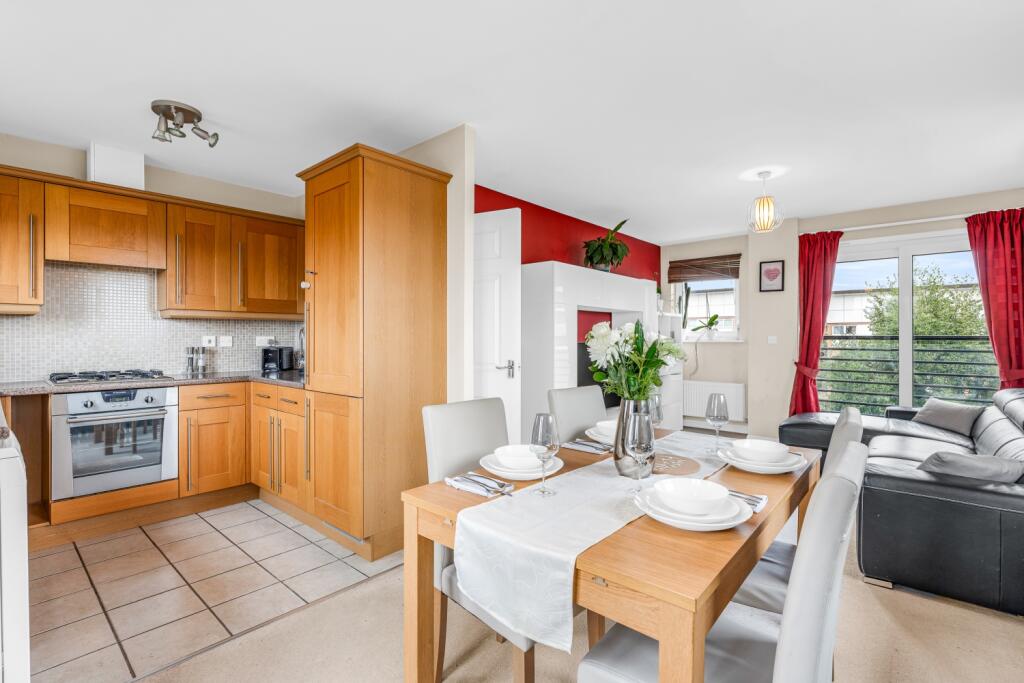 Additional property image - St. Josephs Green, Welwyn Garden City, Hertfordshire, AL7