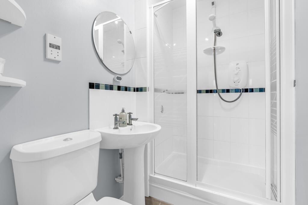 Additional property image - St. Josephs Green, Welwyn Garden City, Hertfordshire, AL7