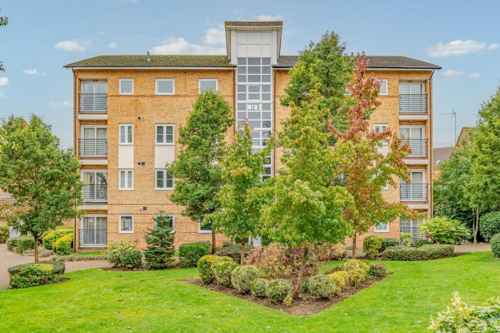 Additional property image - St. Josephs Green, Welwyn Garden City, Hertfordshire, AL7