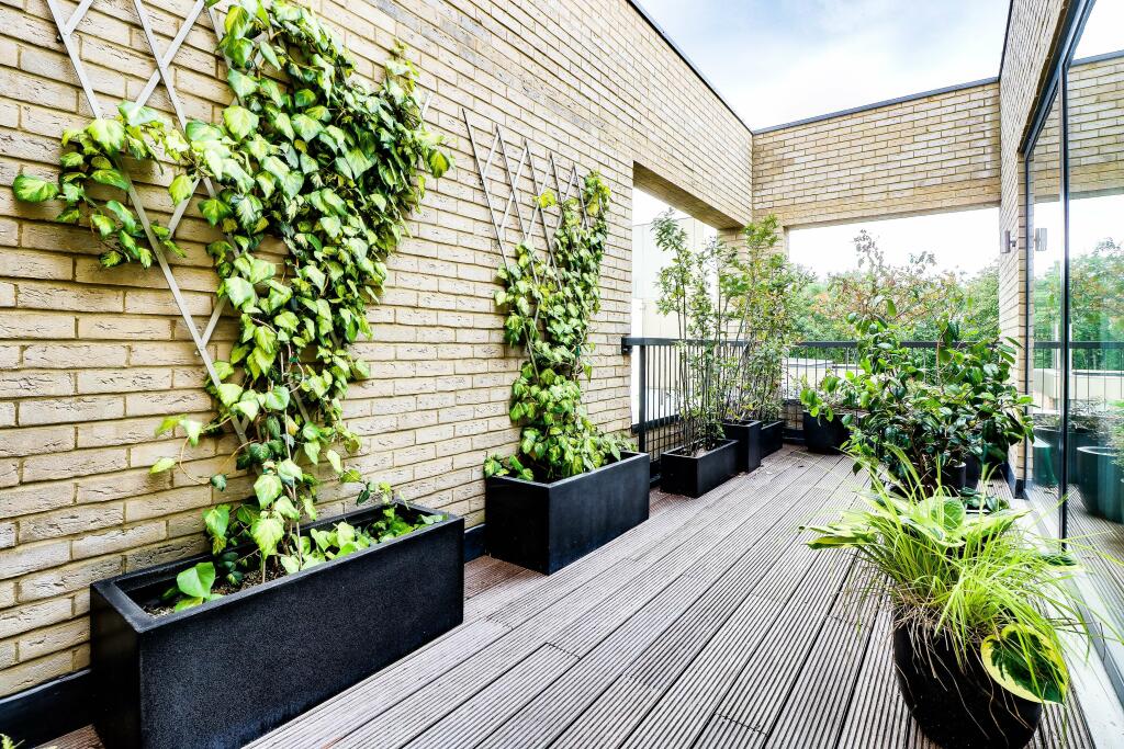 Additional property image - Whitelocks Drive, Trumpington, Cambridge CB2 9DN