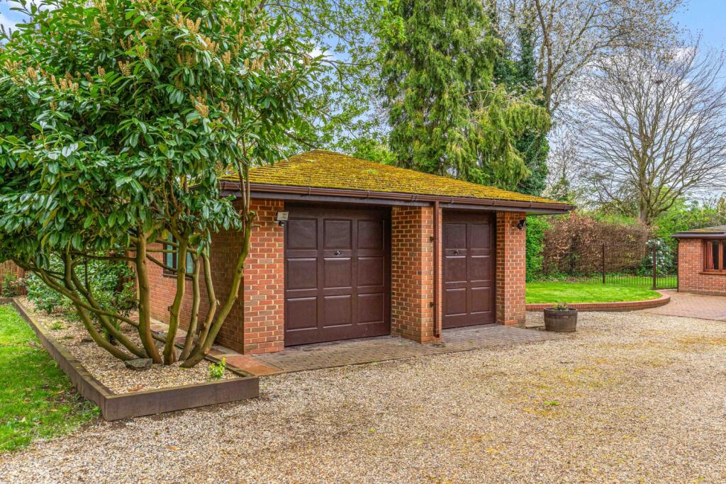 Additional property image - Digswell Park Road, Welwyn Garden City, Hertfordshire, AL8
