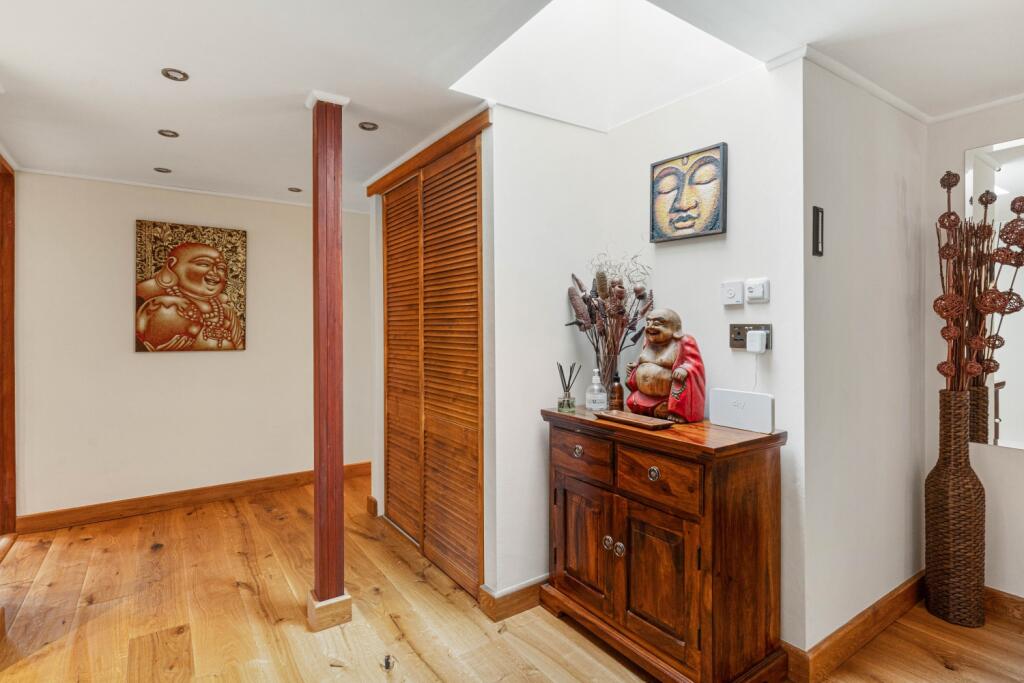 Additional property image - Digswell Park Road, Welwyn Garden City, Hertfordshire, AL8