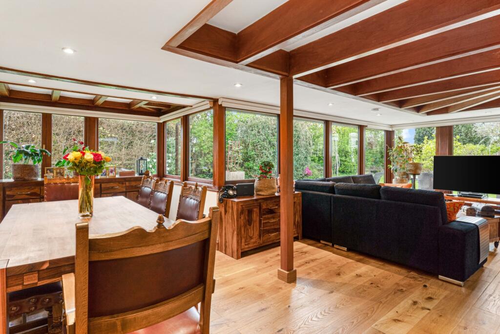 Additional property image - Digswell Park Road, Welwyn Garden City, Hertfordshire, AL8