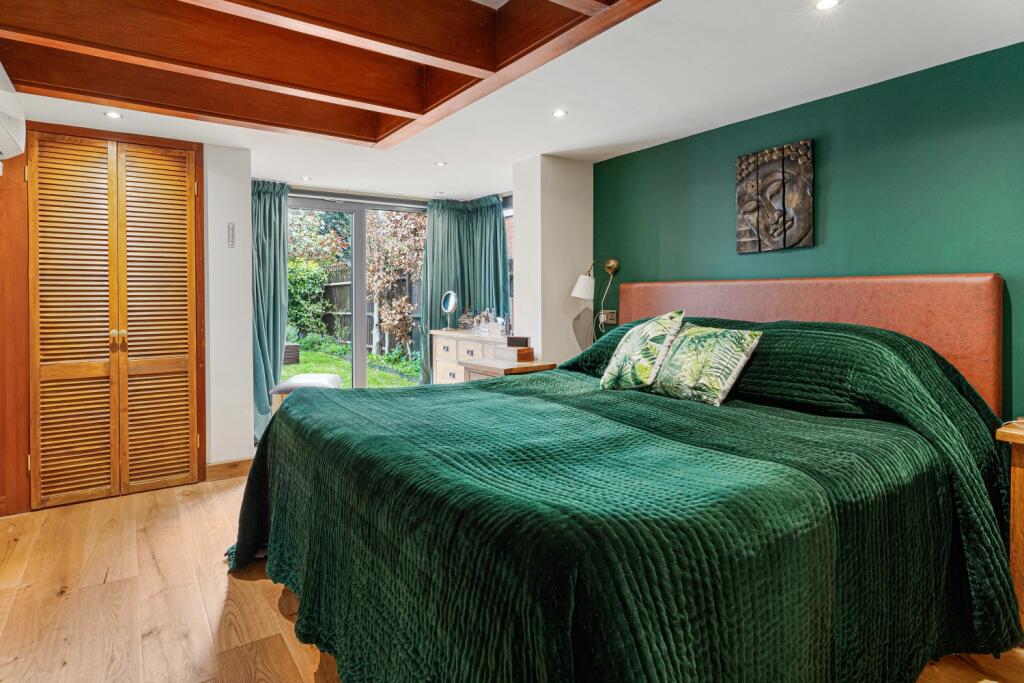 Additional property image - Digswell Park Road, Welwyn Garden City, Hertfordshire, AL8