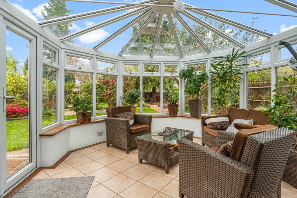 Additional property image - Digswell Park Road, Welwyn Garden City, Hertfordshire, AL8