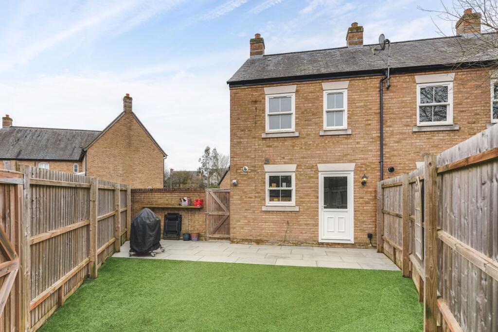 Additional property image - Brockholme Mews, Great Cambourne, Cambridge, Cambridgeshire, CB23