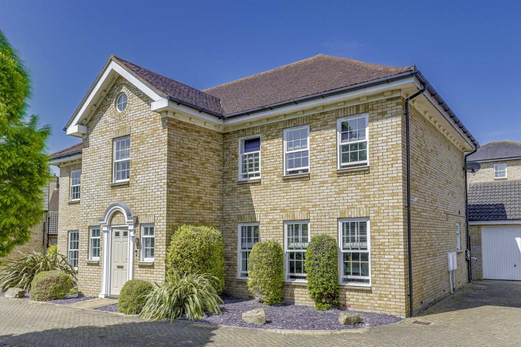 Main image of property: Brookfield Way, Lower Cambourne, Cambridge, Cambridgeshire, CB23