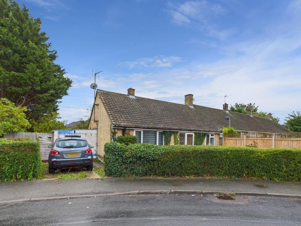 Main image of property: Chestnut Close, Haslingfield, Cambridge, Cambridgeshire, CB23