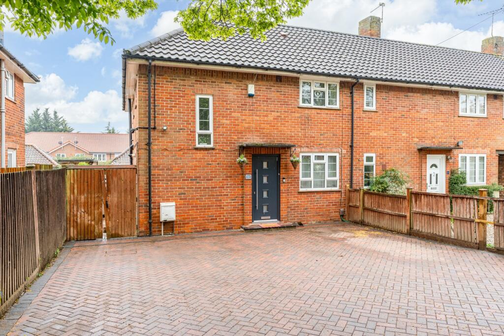 Main image of property: Longlands Road, Welwyn Garden City, Hertfordshire, AL7