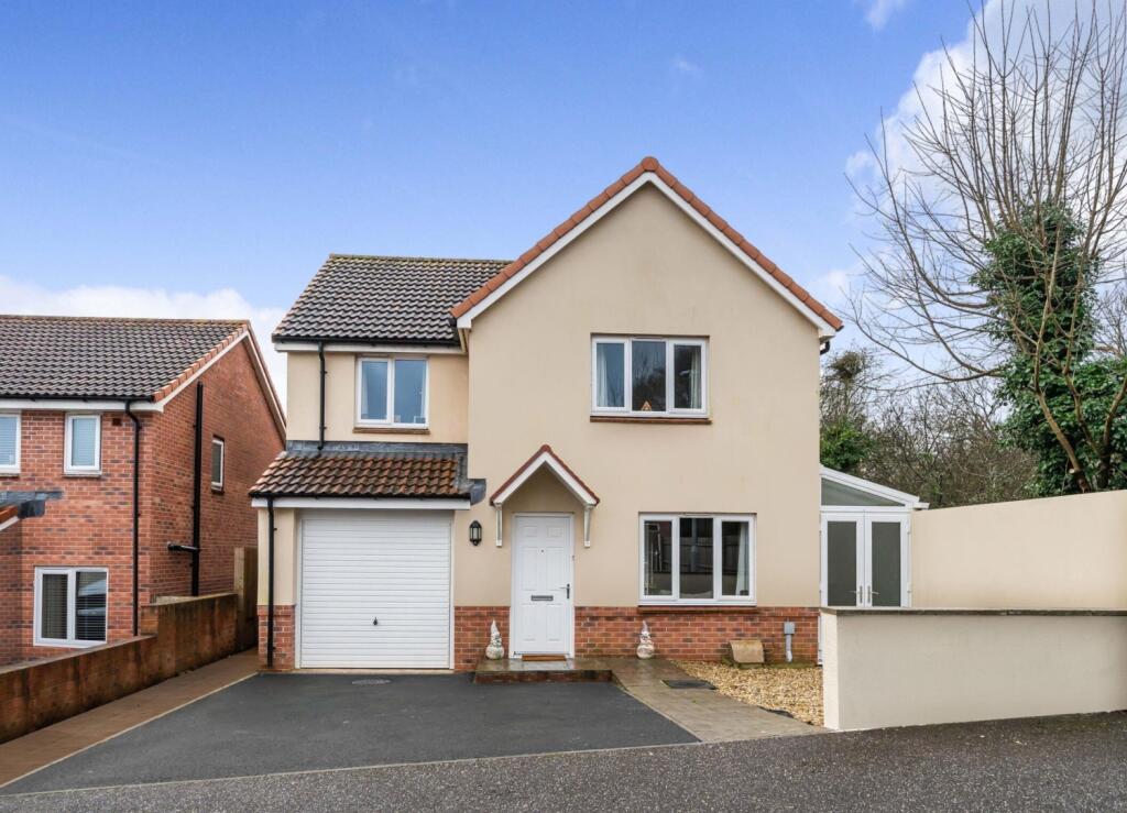4 bedroom detached house for sale in Alfriston Road, Paignton, Devon, TQ3