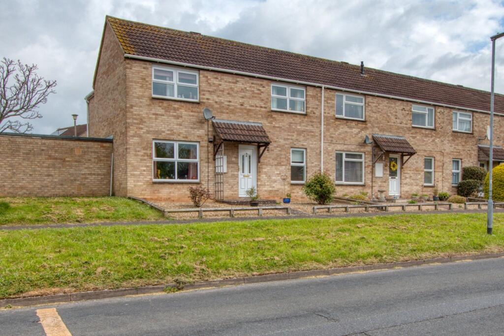 4 bedroom end of terrace house for sale in 18 Blackdown View, Norton