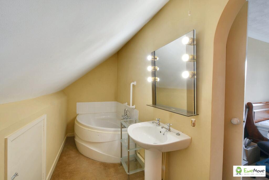 Additional property image - Church Walk, Trowbridge, Wiltshire, BA14