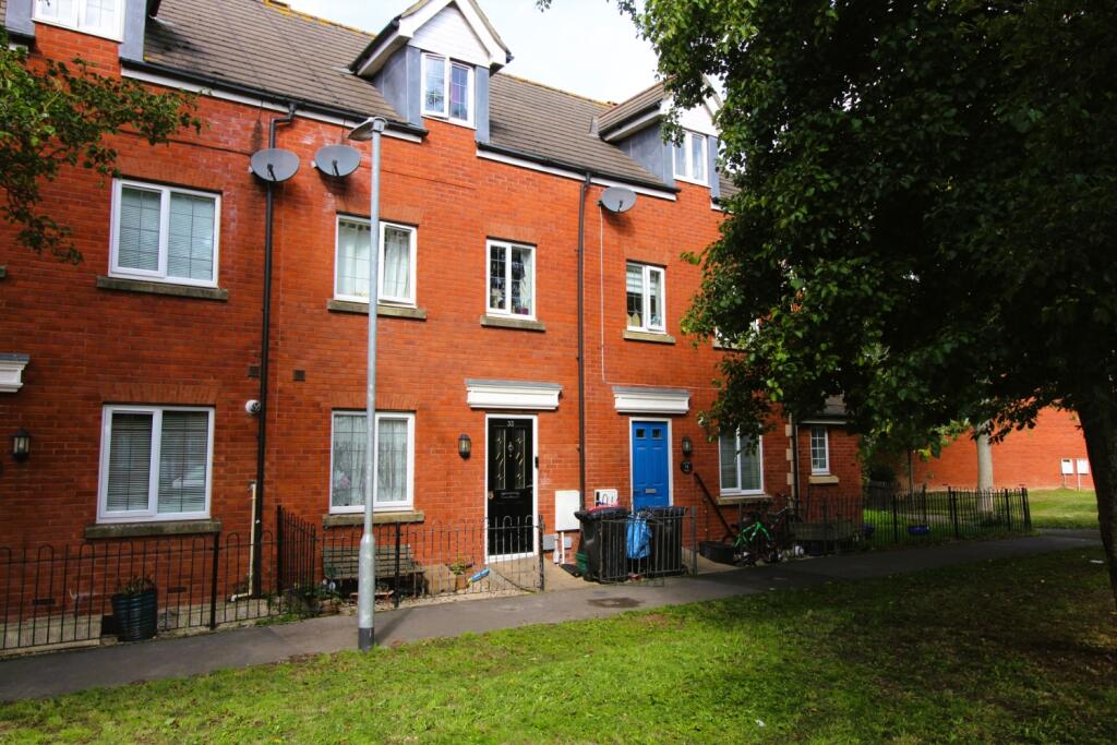 Main image of property: 33 Halyard Drive, Bridgwater