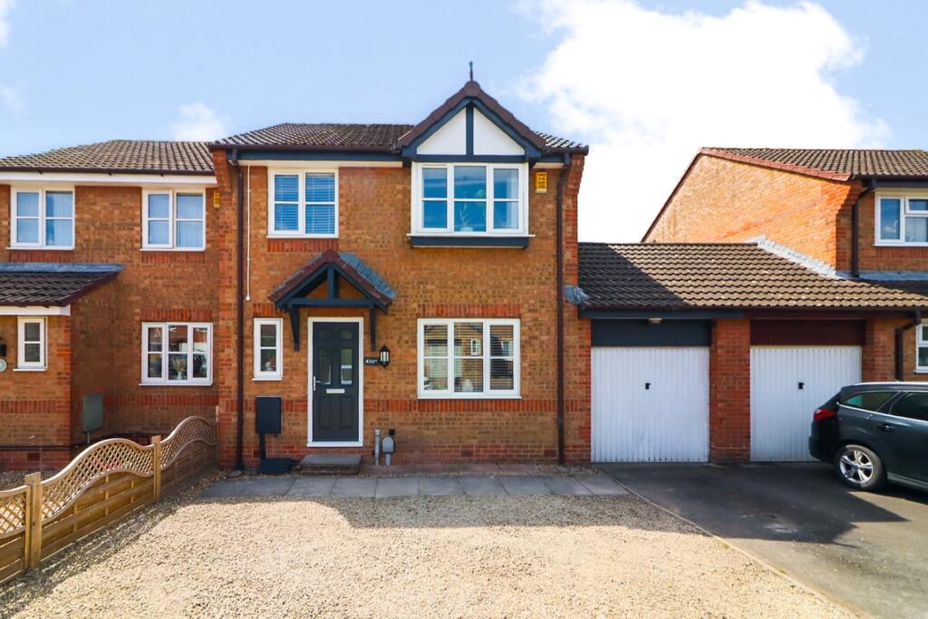 Main image of property: 4 Broadoak Road, Bridgwater