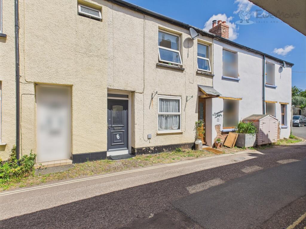 Main image of property: QUEEN SQUARE, CULLOMPTON, DEVON, EX15