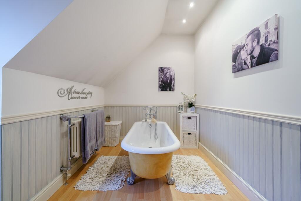 Additional property image - Country Estate and Land, Mope Lane, Wickham Bishops