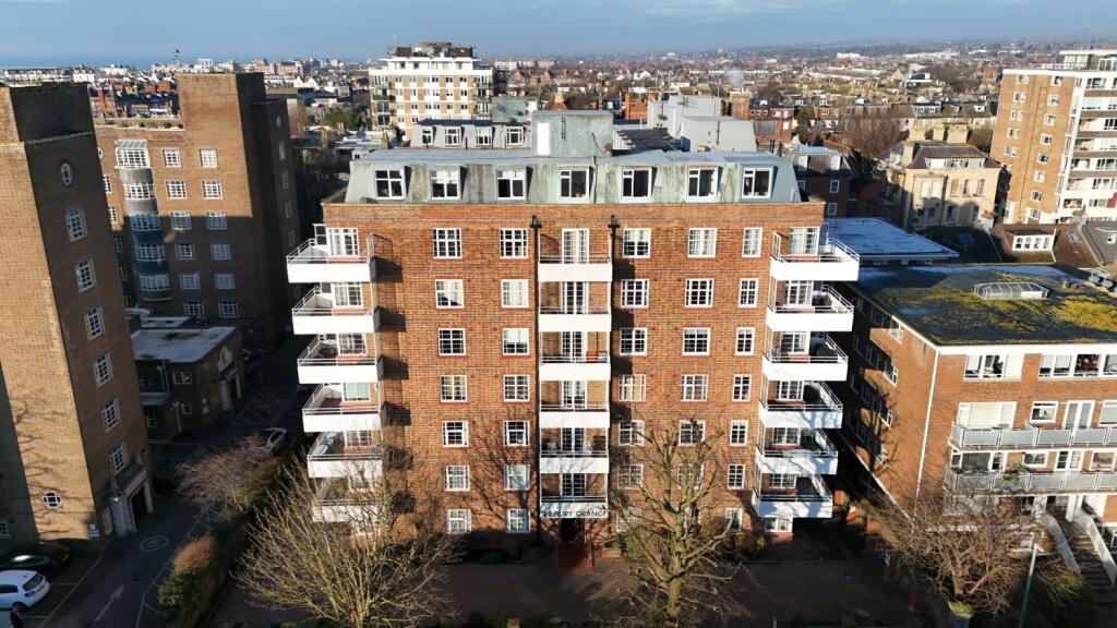 Additional property image - 31 Wilbury Grange, Wilbury Road, Hove