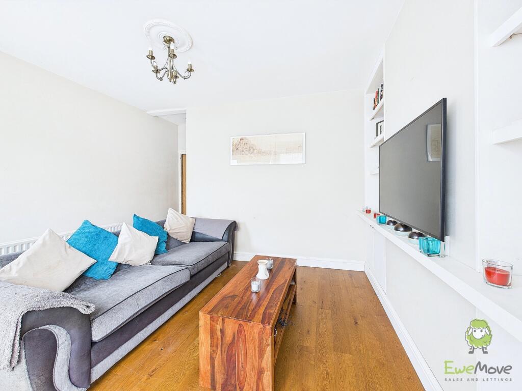 Main image of property: GILLINGHAM ROAD, GILLINGHAM, ME7