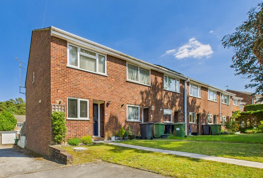 Main image of property: THE LINKS, WHITEHILL, BORDON, HAMPSHIRE, GU35