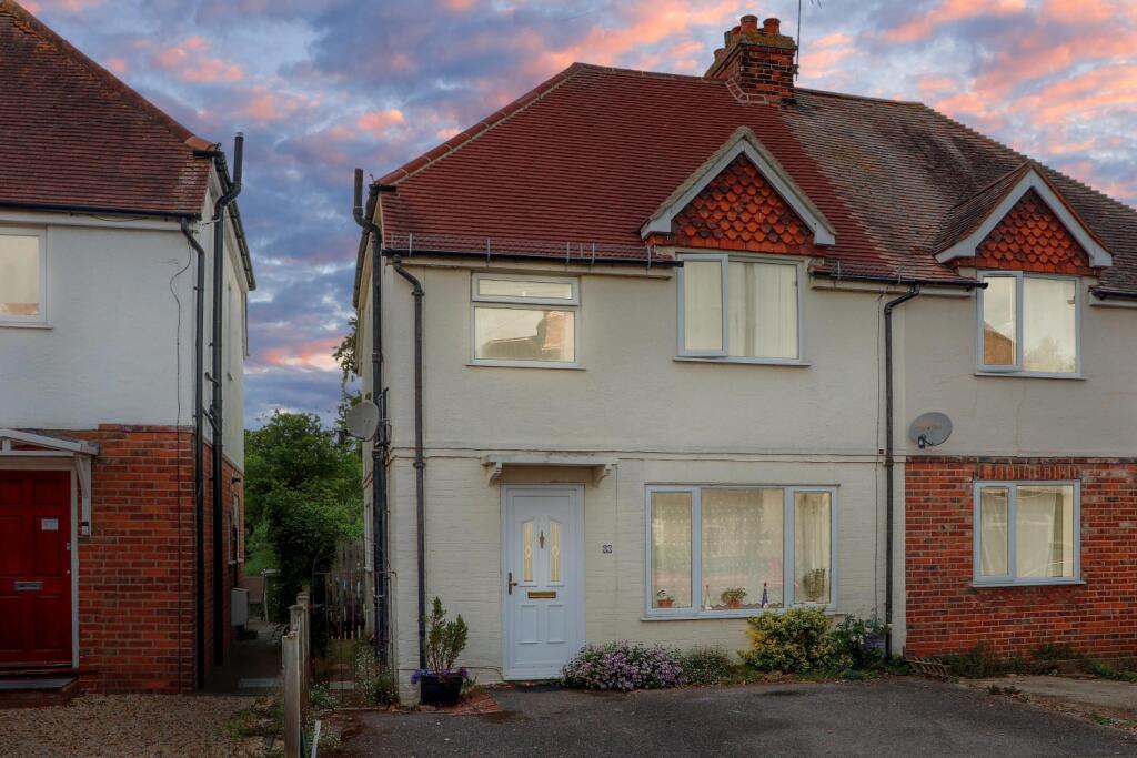 Main image of property: 31 HARTS GARDENS, GUILDFORD