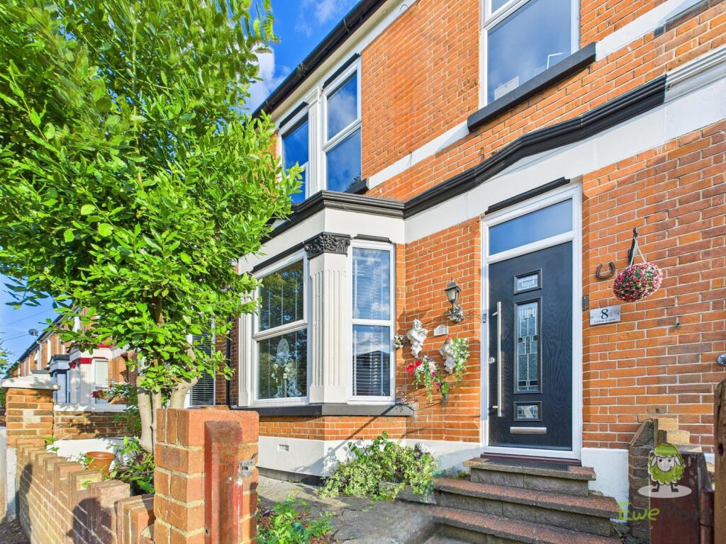Main image of property: CARLTON AVENUE, GILLINGHAM, ME7