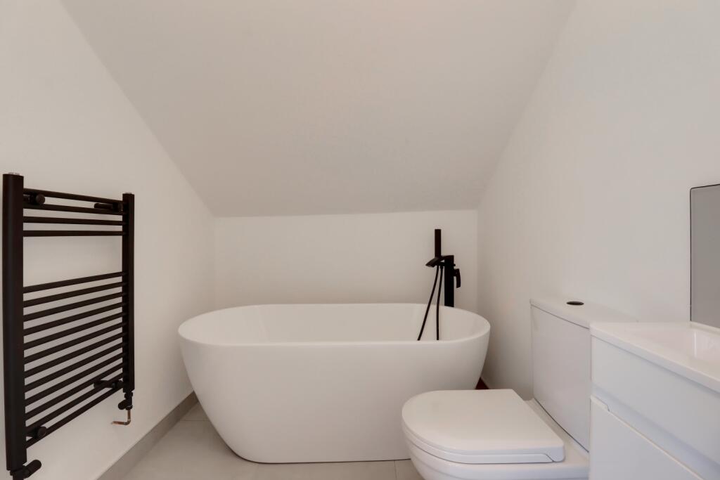 Main image of property: Maes-yr-Haf, North Cornelly, Bridgend, CF33