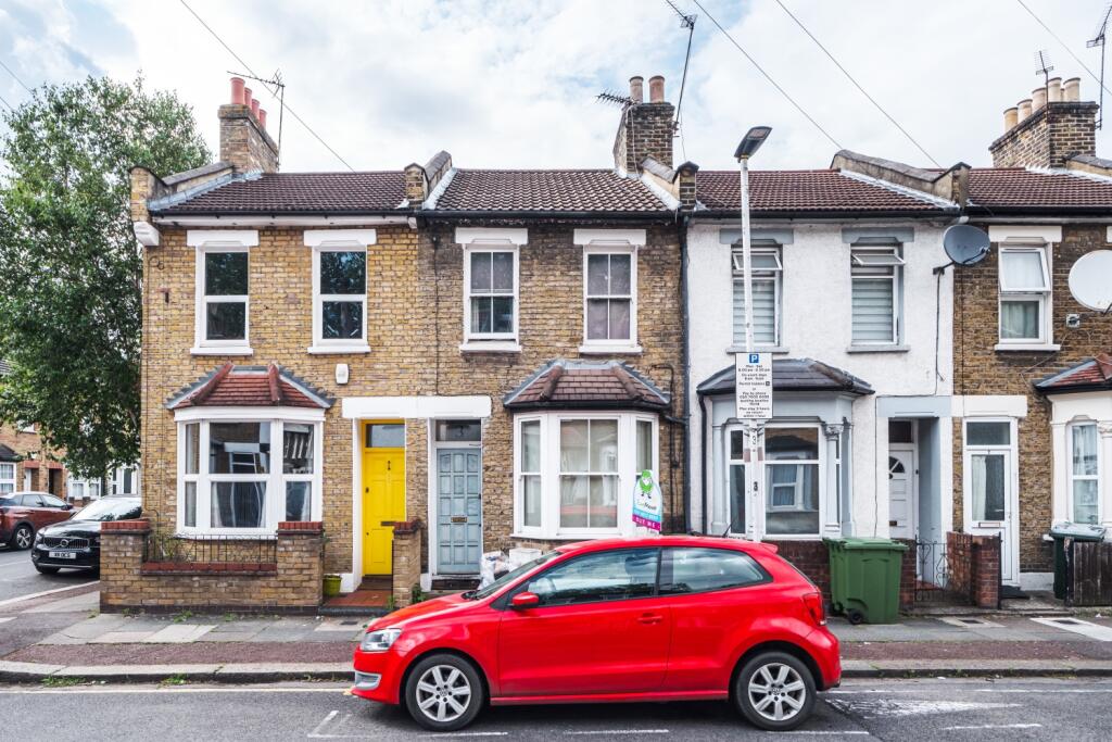 2 bedroom terraced house for sale in Faringford Road, Stratford, London