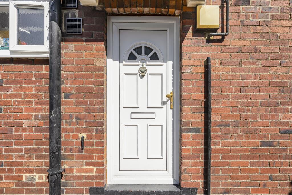 Main image of property: Joan Crescent SE9 5RS