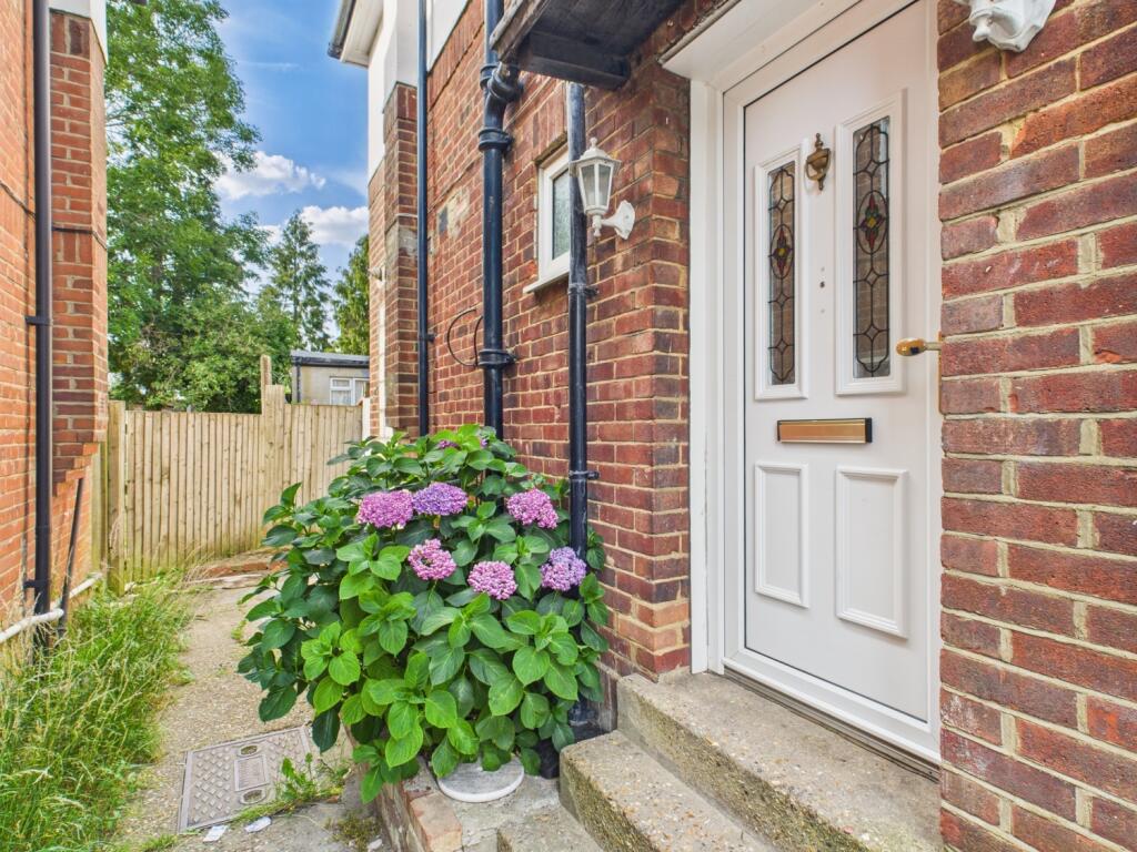 Main image of property: 16 Pursley Road, London