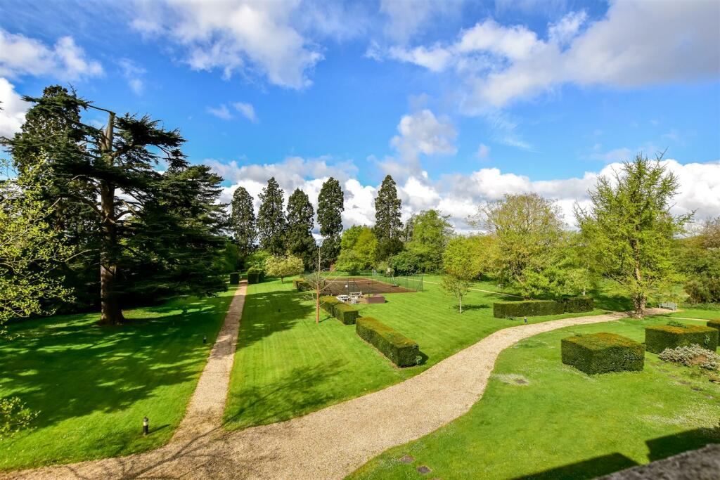 Additional property image - Highfield Lane, Tyttenhanger, St. Albans