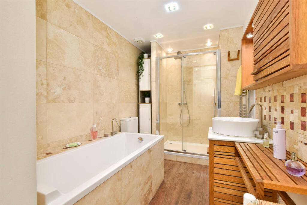 Additional property image - Highfield Lane, Tyttenhanger, St. Albans