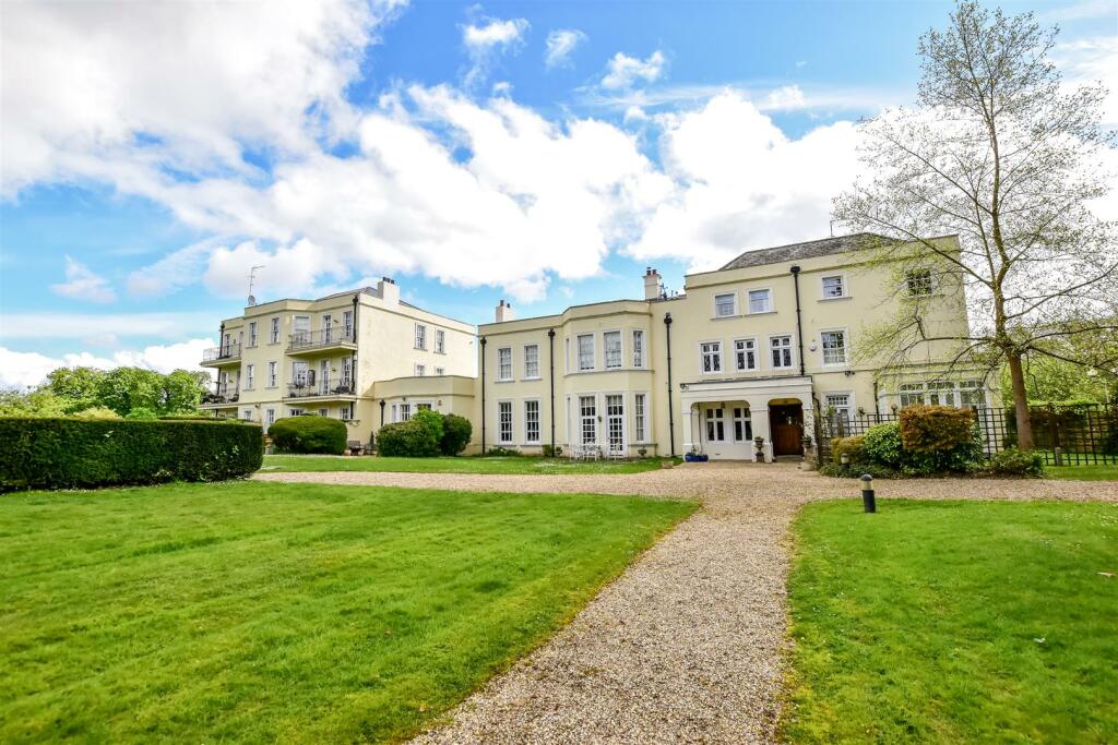 Additional property image - Highfield Lane, Tyttenhanger, St. Albans