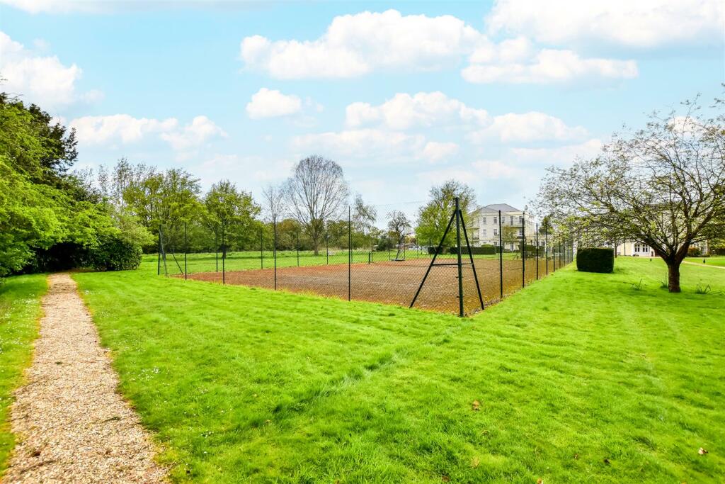 Additional property image - Highfield Lane, Tyttenhanger, St. Albans