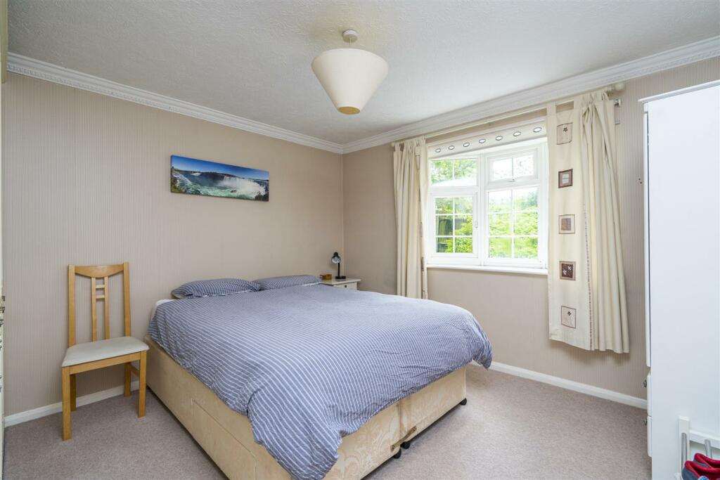 Additional property image - Sleapshyde, Smallford, St Albans, AL4