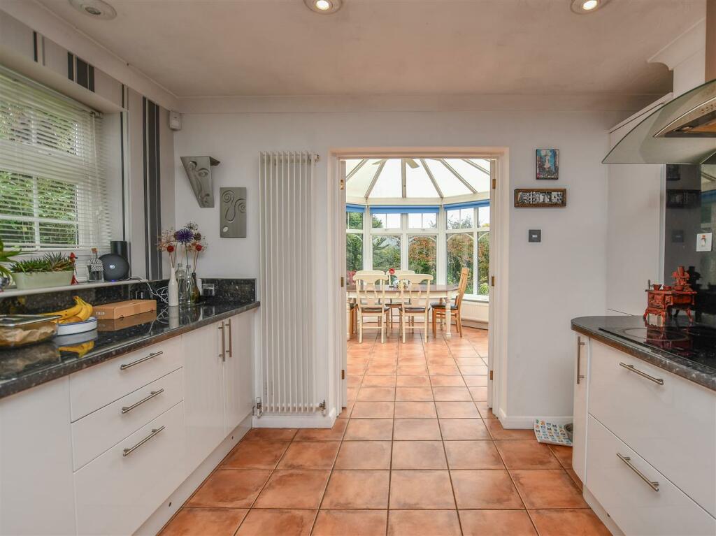 Additional property image - Sleapshyde, Smallford, St Albans, AL4