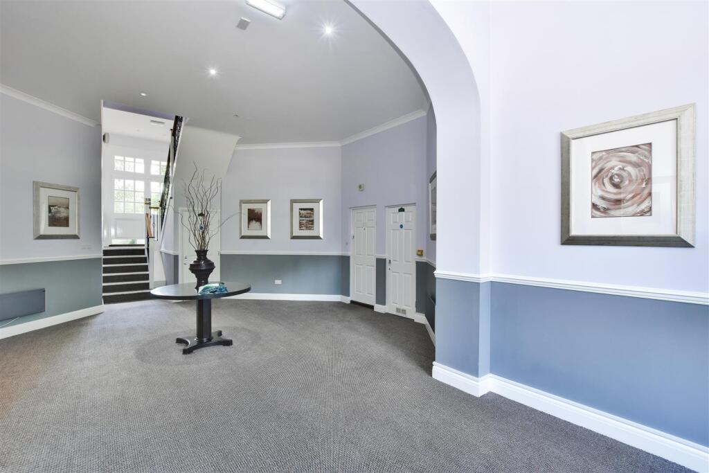 Additional property image - Boyes Crescent, Napsbury Park, AL2